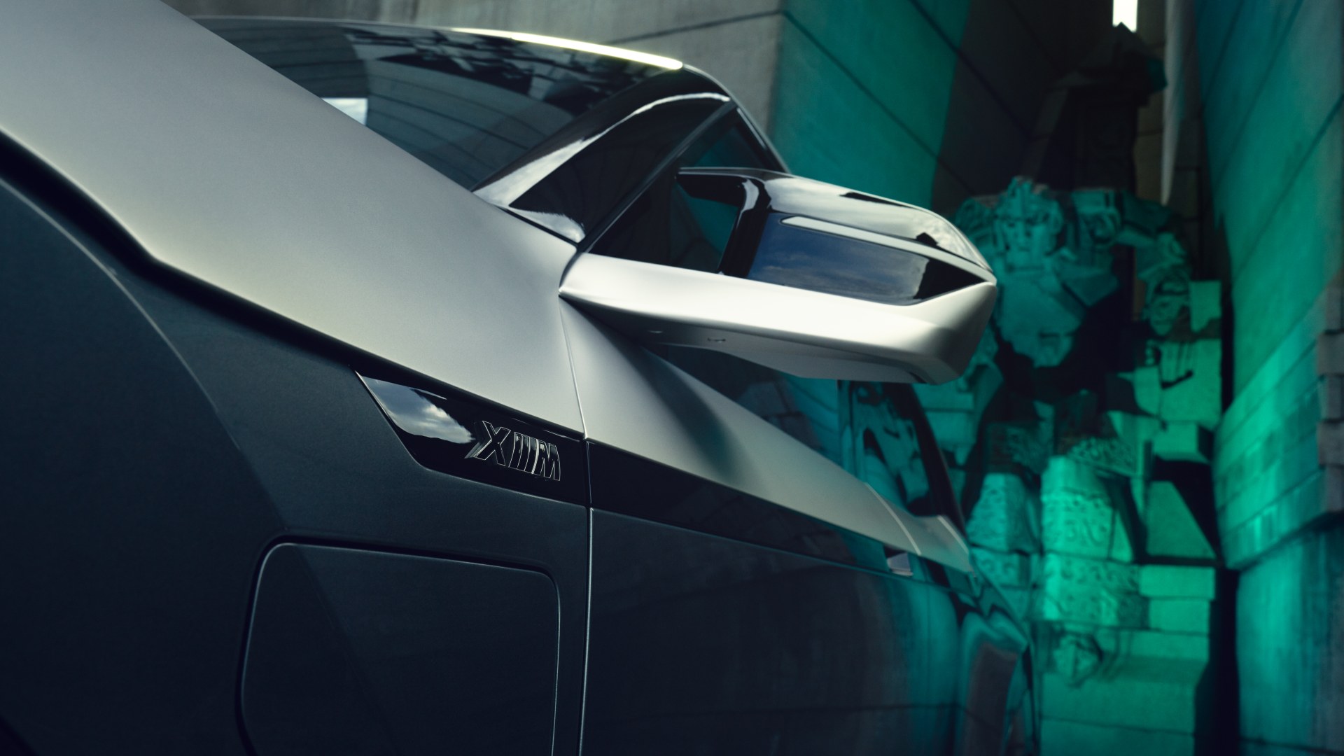 BMW Concept XM Two-tone paint finish of the BMW Concept XM