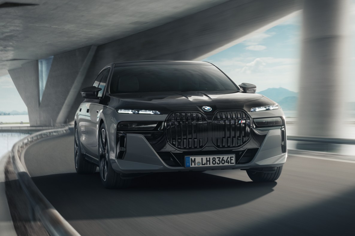 BMW M760e xDrive