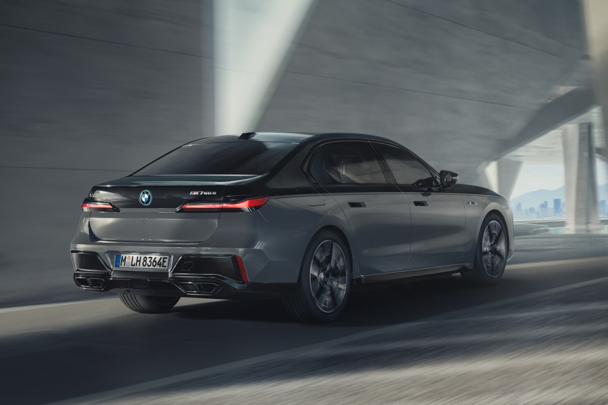BMW M760e xDrive