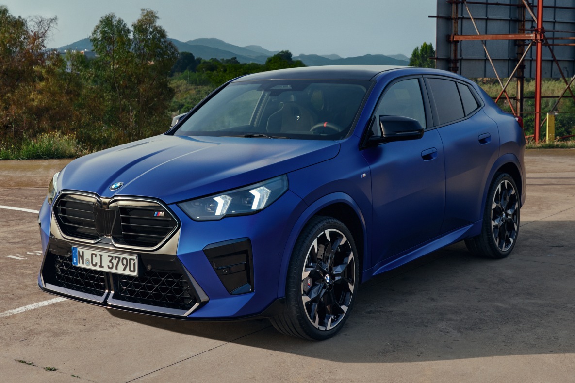 BMW X2 M35i xDrive Frozen Portimao Blue metallic
