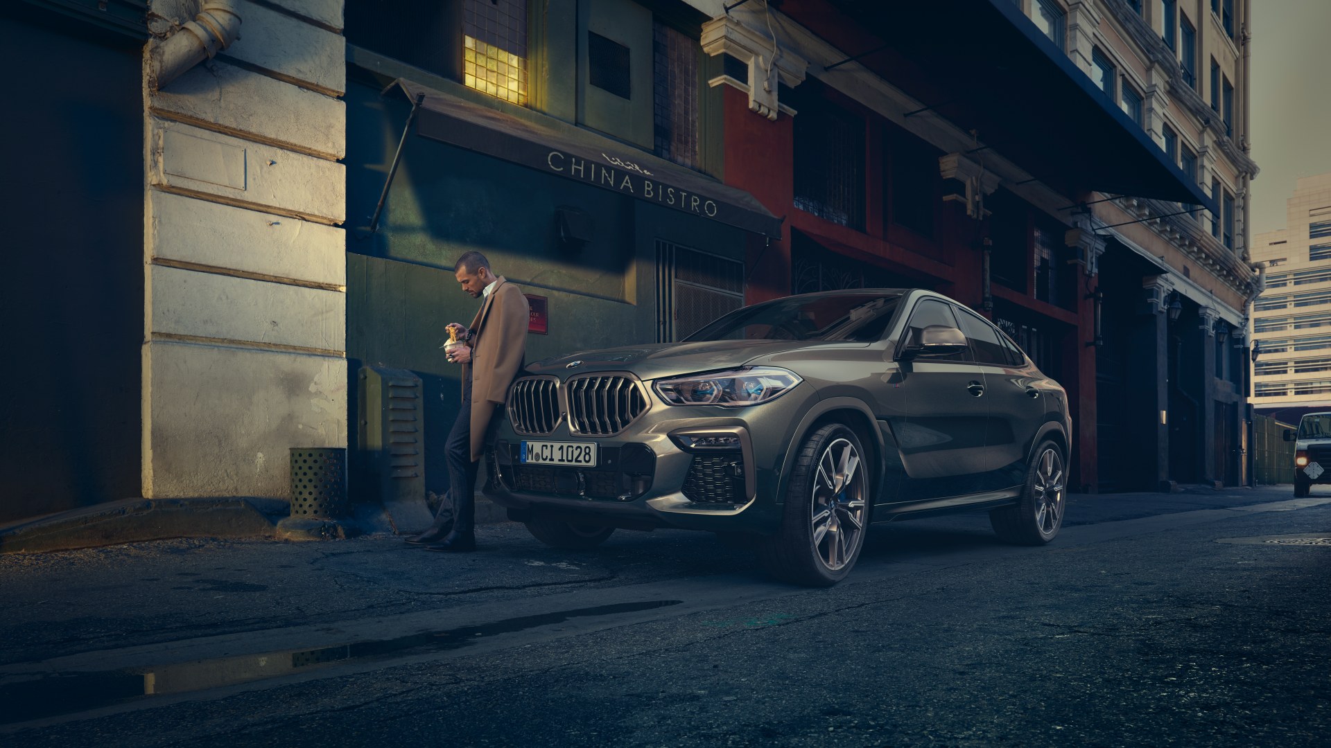 BMW X6 M50i BMW X6 M50i