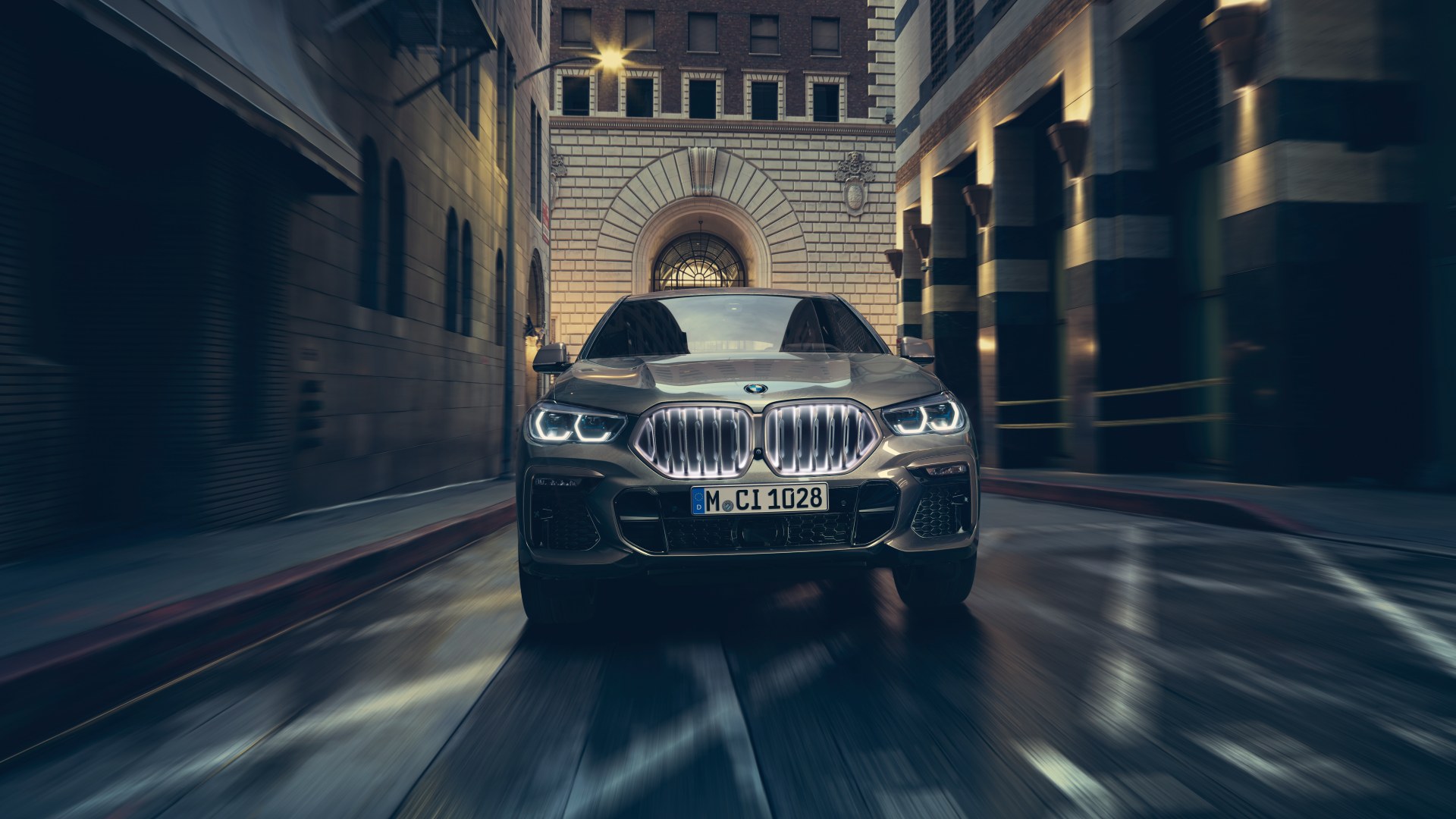 BMW X6 M50i BMW X6 M50i
