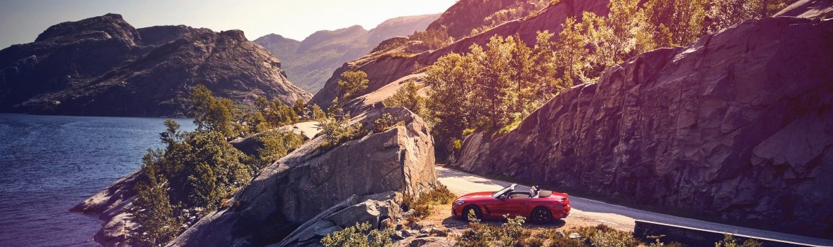 BMW Z4 M40i BMW Z4 M40i auf einer Küstenstraße