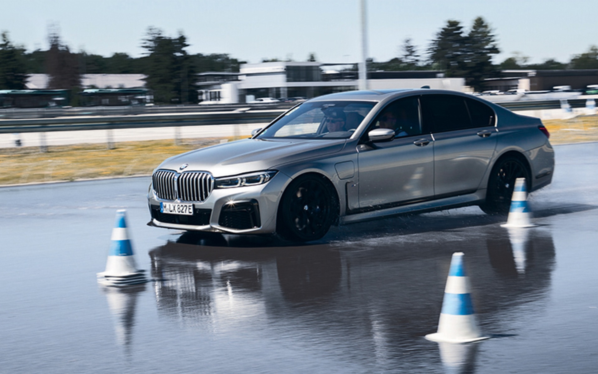 Impressions BMW Professional Safety Compact