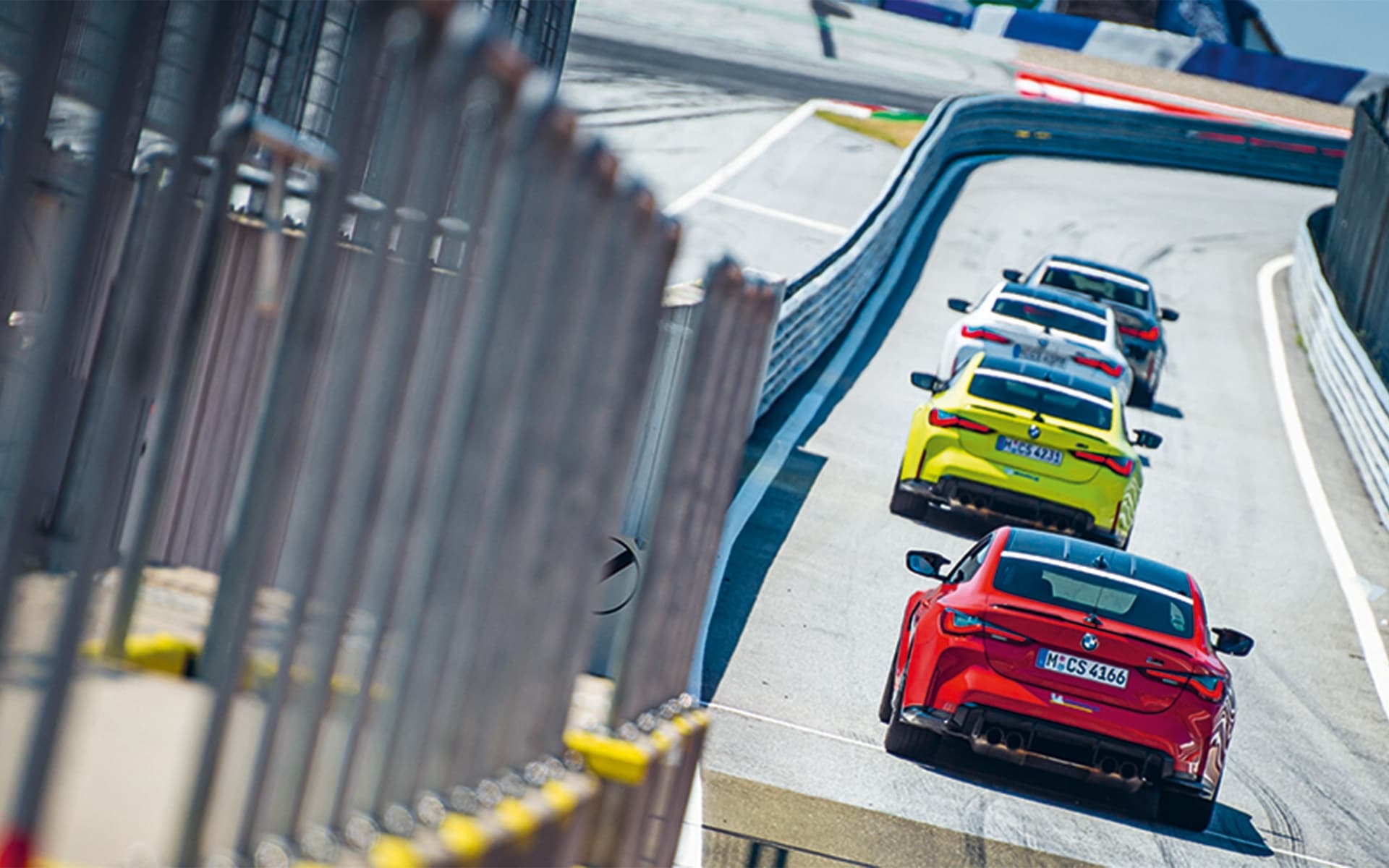 BMW M Race Track Plus
