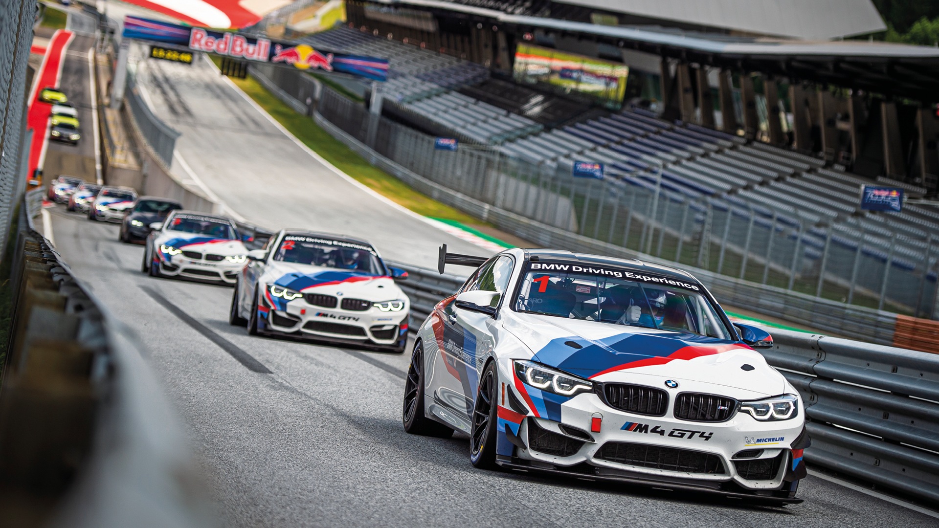 BMW M4 GT4 BMW M4 GT4