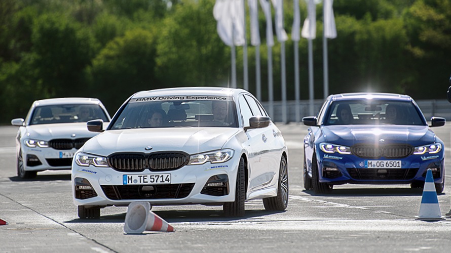 BMW SAFETY COMPACT BMW SAFETY COMPACT