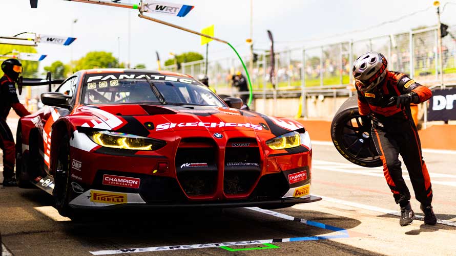 BMW M4 GT3, BMW M Team WRT