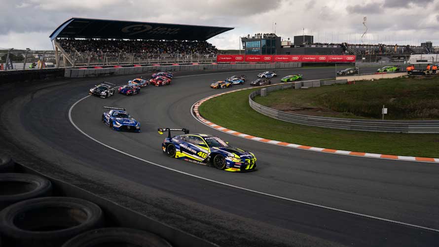 BMW M4 GT3, BMW M Team WRT
