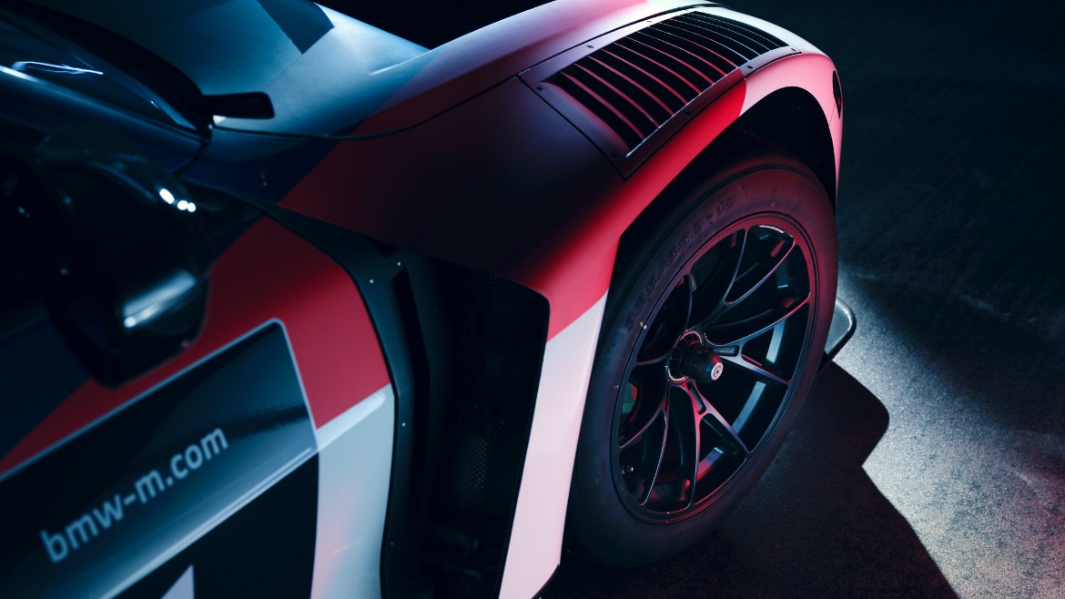 BMW M4 GT3 Tyres
