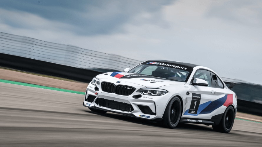 BMW M2 CS Racing