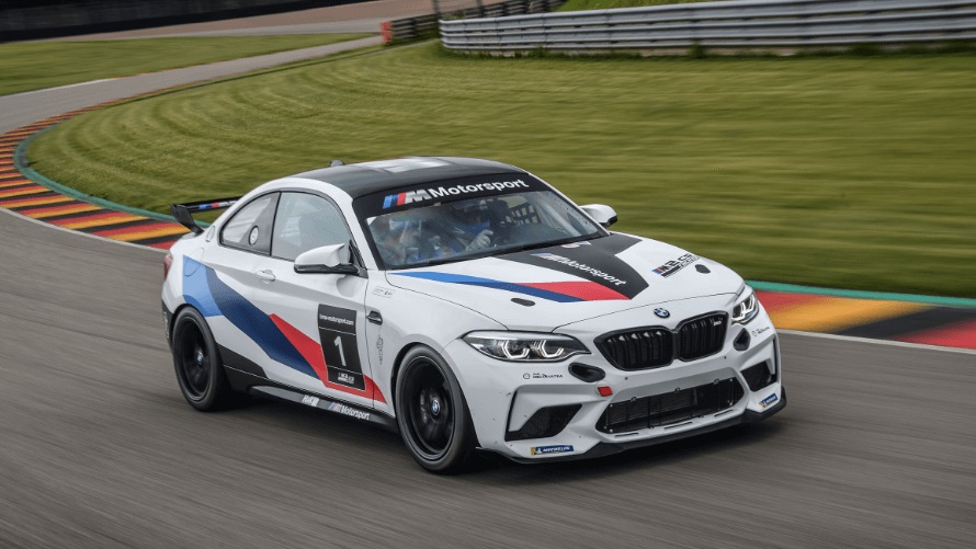BMW M2 CS Racing
