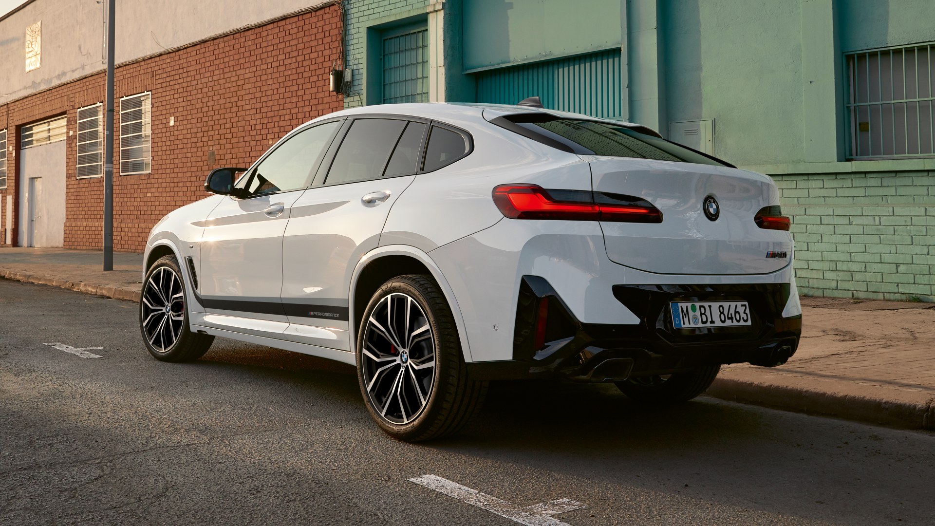 BMW X4 M40i with M Performance Parts BMW X4 M40i with M Performance Parts