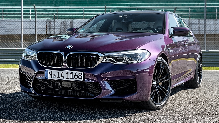 BMW M5 in Purple Silk metallic BMW M5 in Purple Silk metallic