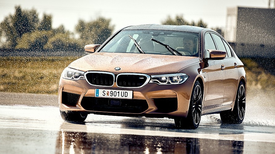 BMW M5