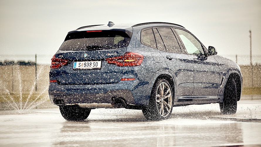 BMW X4 M40i