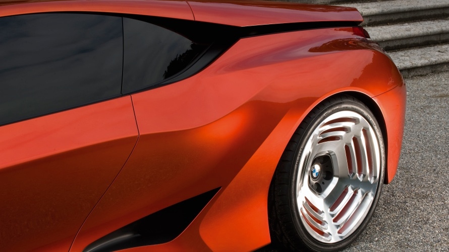 Der BMW M1 Hommage im Detail: Die Dachlinie läuft flach aus.