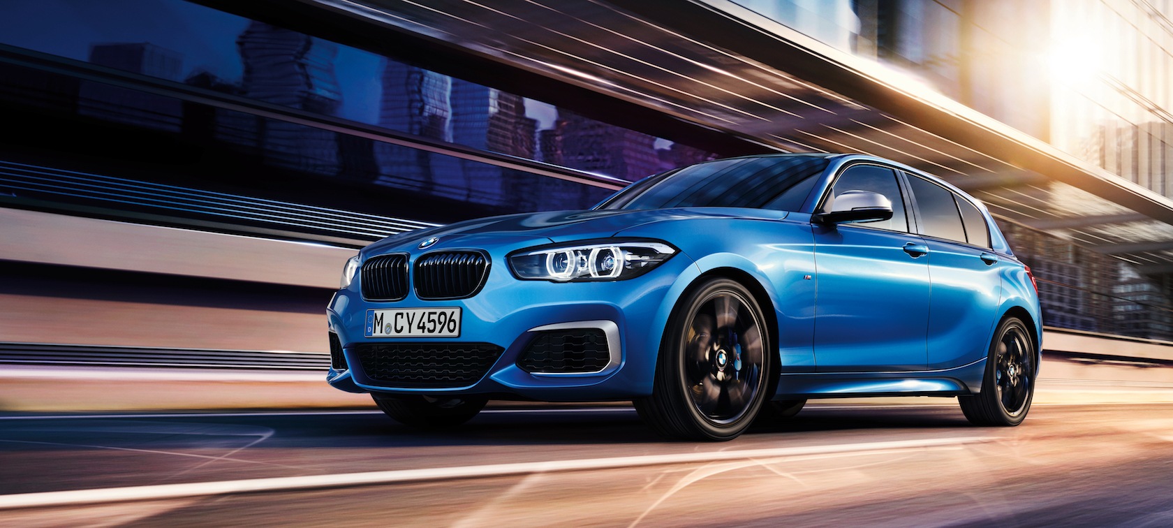 BMW M140i