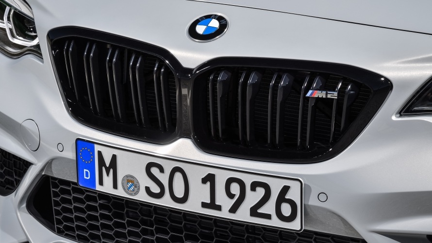 BMW M2 Competition kidney grill with M2 badge