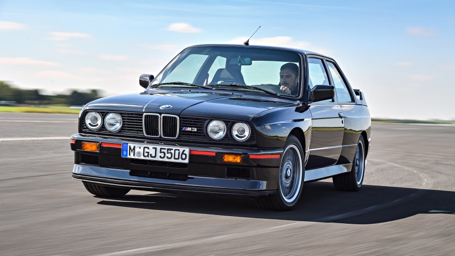 BMW M3 Sport Evolution with paint finish Glanzschwarz