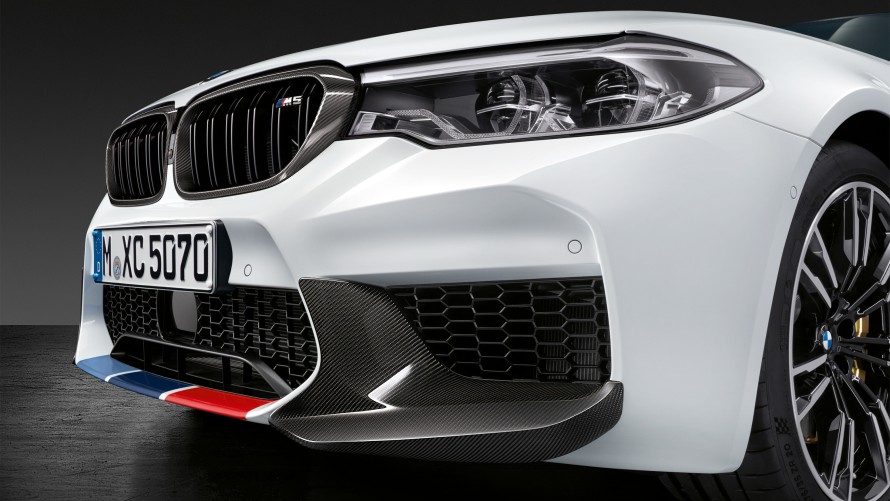 BMW M5 Limousine mit M Performance Parts BMW M5 Limousine mit M Performance Parts