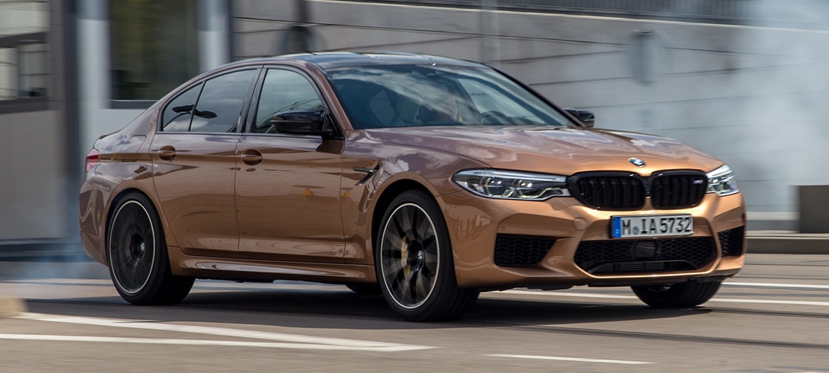BMW M5 Competition in Zanzibar metallic from M Town Trailer