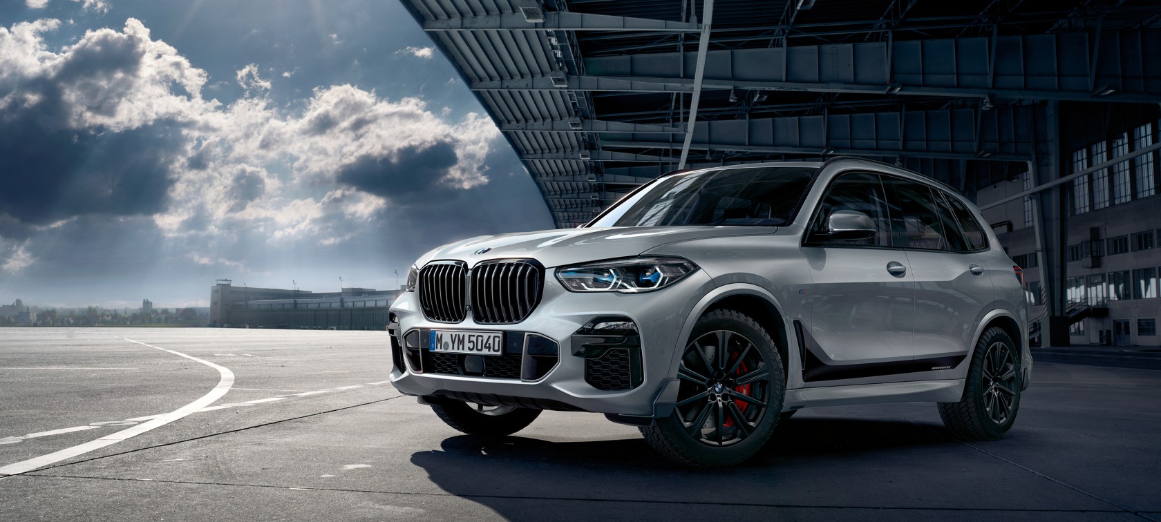 The BMW X5 with M Performance Parts