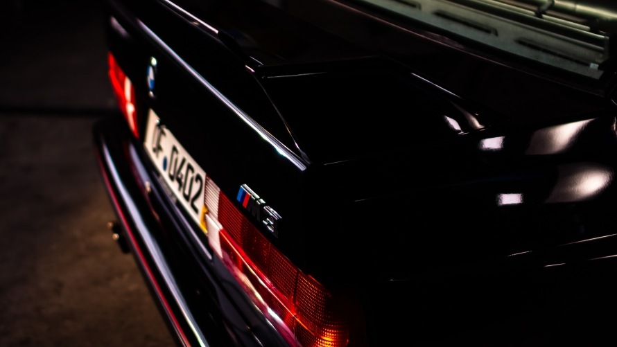 E30 BMW M3 Sport Evolution in Glanzschwarz