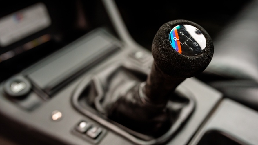 E30 BMW M3 Sport Evolution Schalthebel mit Rauleder Bezug