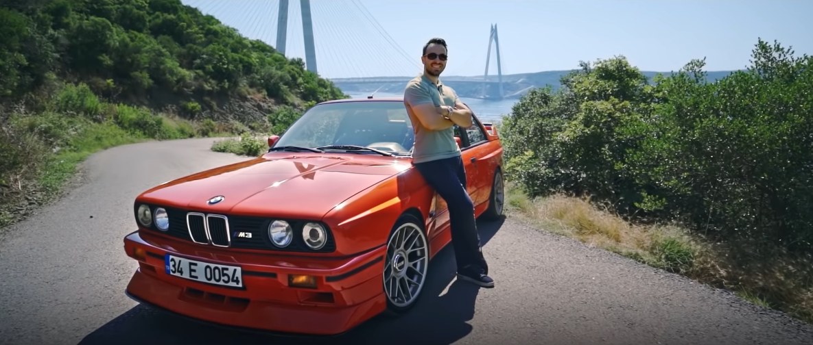 Can Eyilik with his BMW M3 E30 called 'Henna'