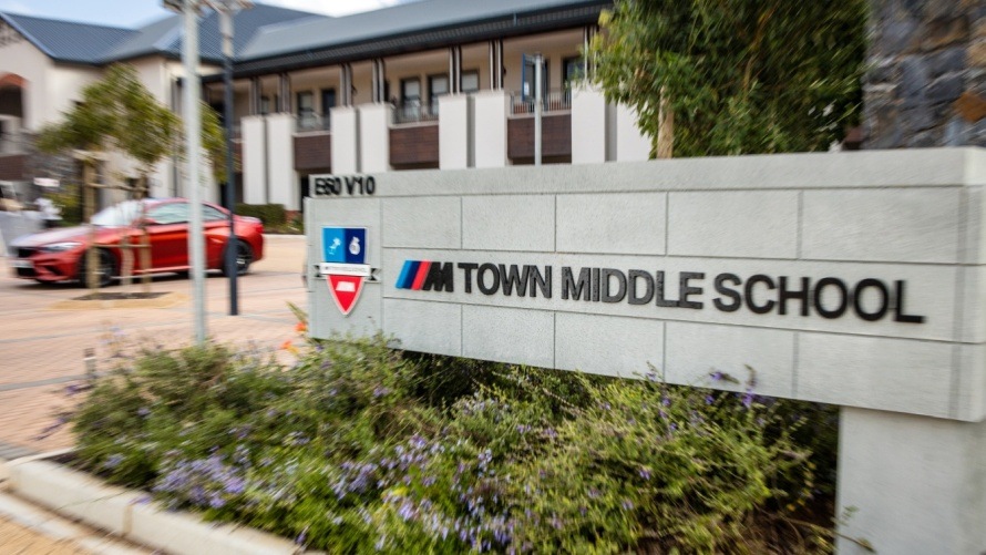 M TOWN Middle School M TOWN Middle School