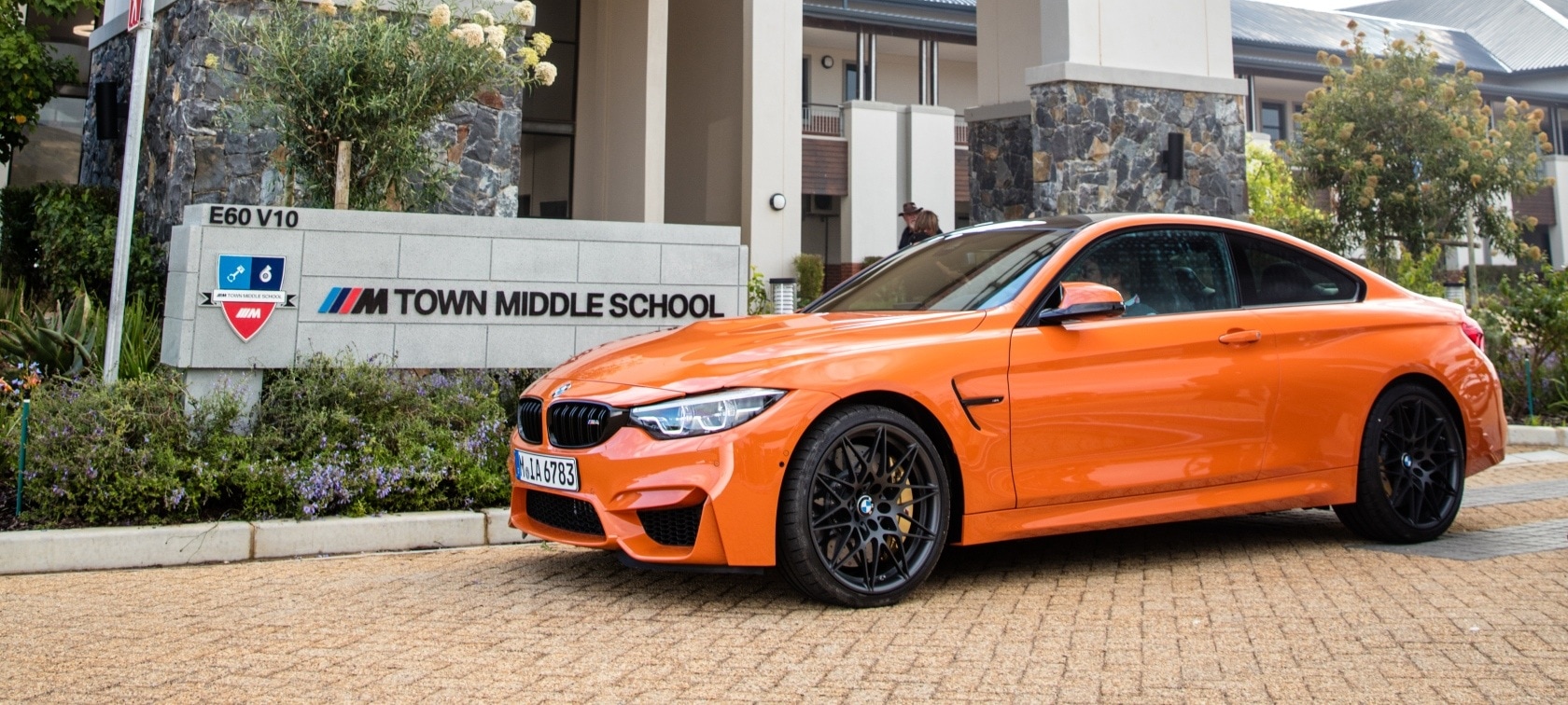 BMW M4 Coupé BMW M4 Coupé Feuerorange uni