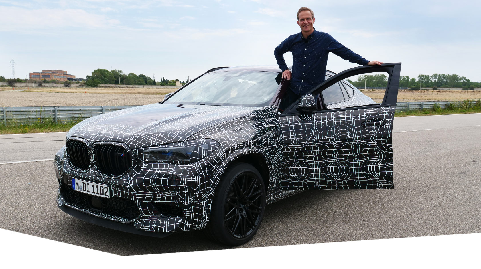 Matthias Malmedie fährt den neuen BMW X6M