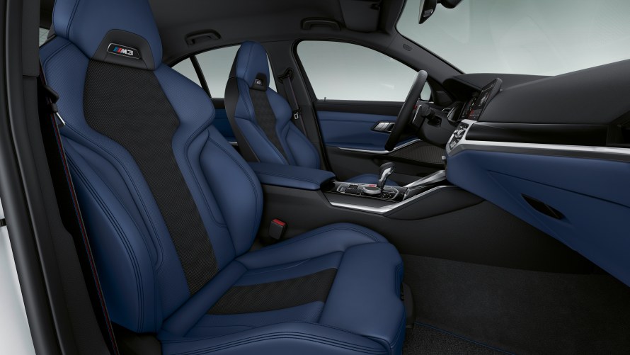 BMW Individual Volllederausstattung Merino Fjord-blau/Schwarz mit erweiterten Umfängen 