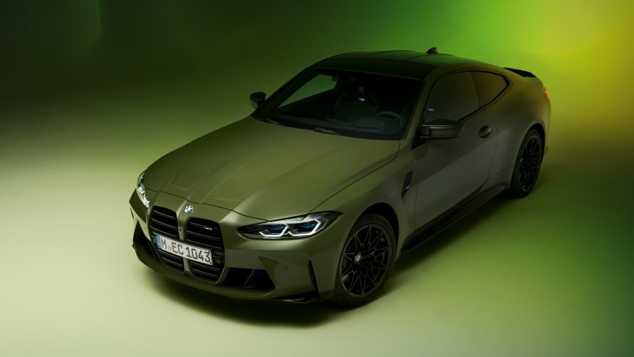 BMW M4 Coupé in BMW Individual Sonderlackierung Urban Green