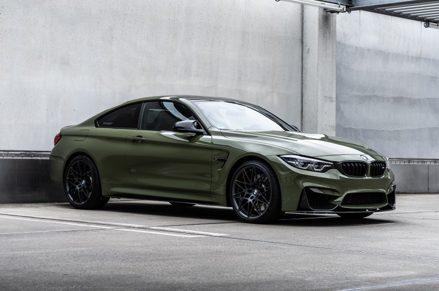 BMW M4 F82 BMW M4 F82 in Urban Green