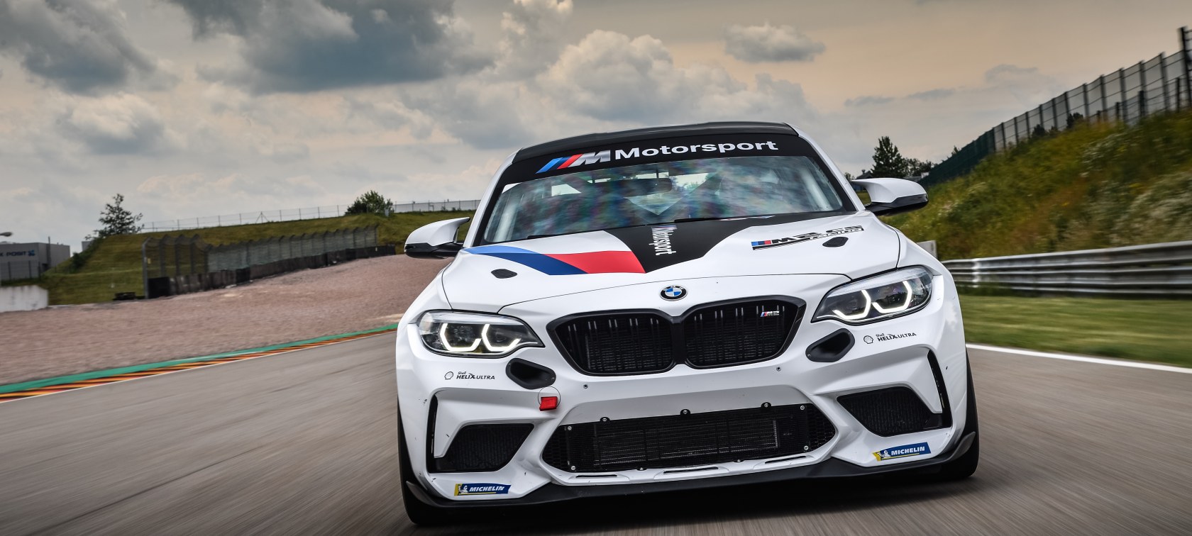 BMW M2 CS Racing