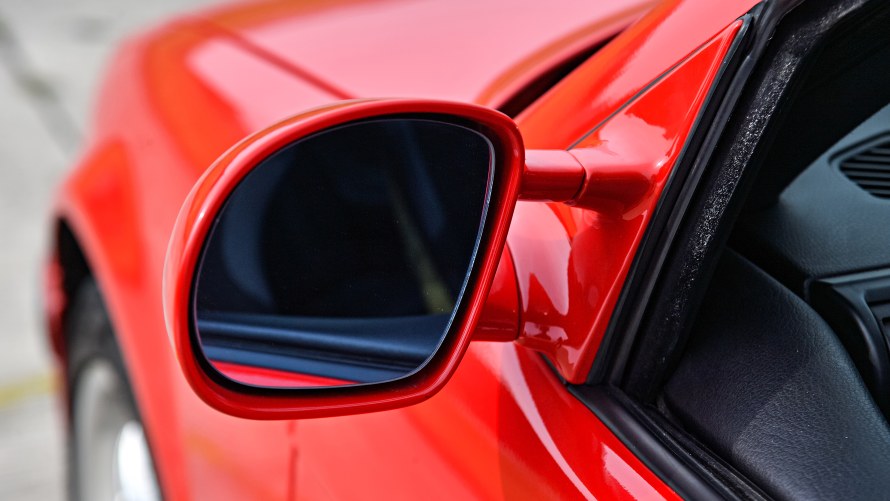 M Außenspiegel des BMW M3 E36 Compact 