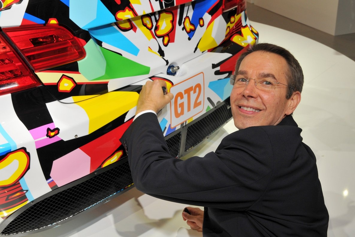 Jeff Koons with the BMW M3 GT2 Art Car