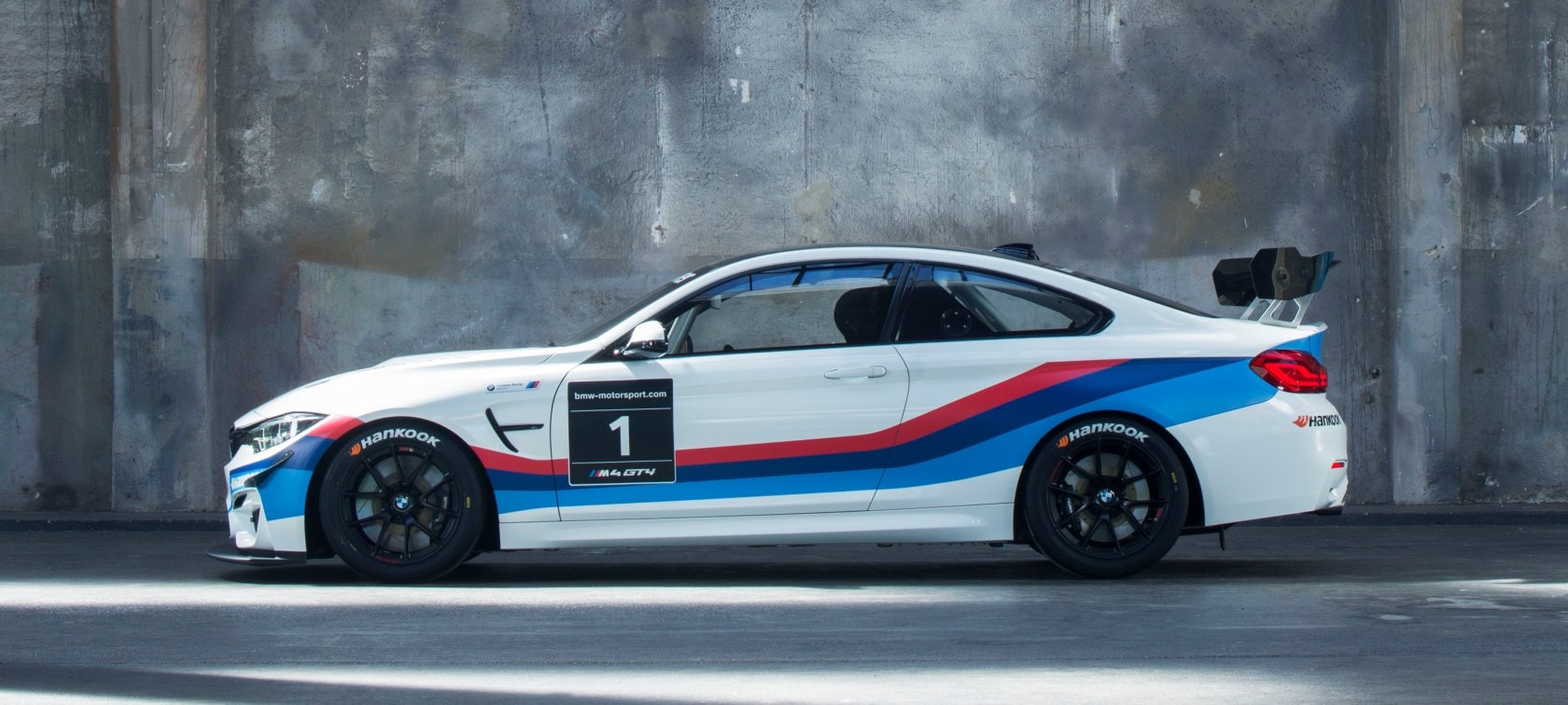 BMW M4 GT4 BMW M4 GT4