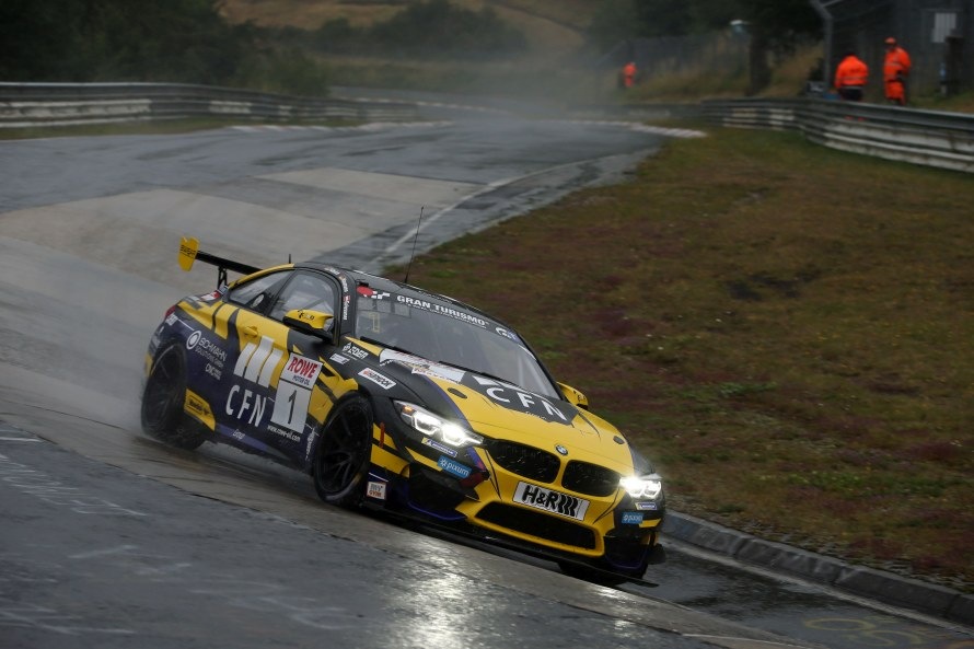 BMW M4 GT4 von Pixum CFN Team Adrenalin Motorsport