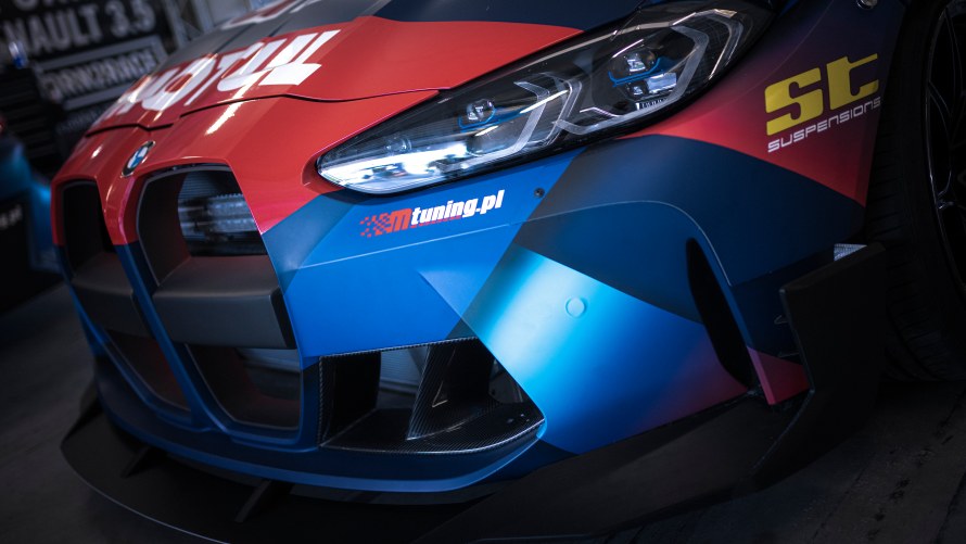 Der BMW M4 Competition der Red Bull Driftbrothers