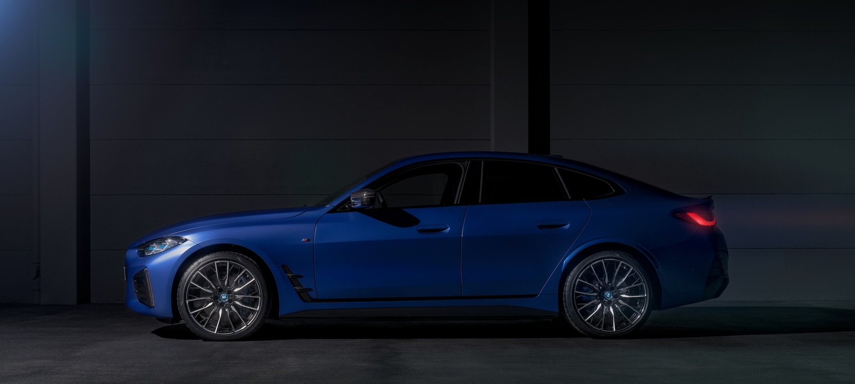 BMW i4 M50