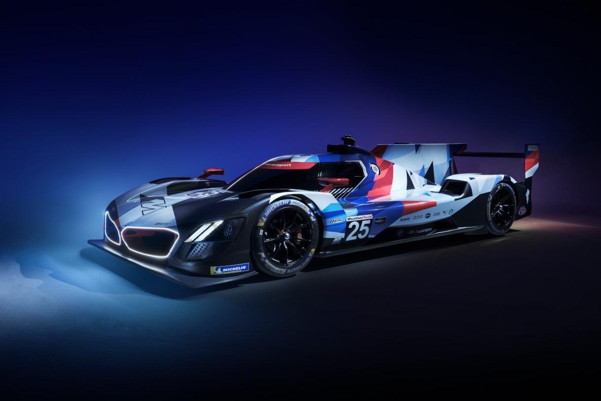 BMW M Hybrid V8