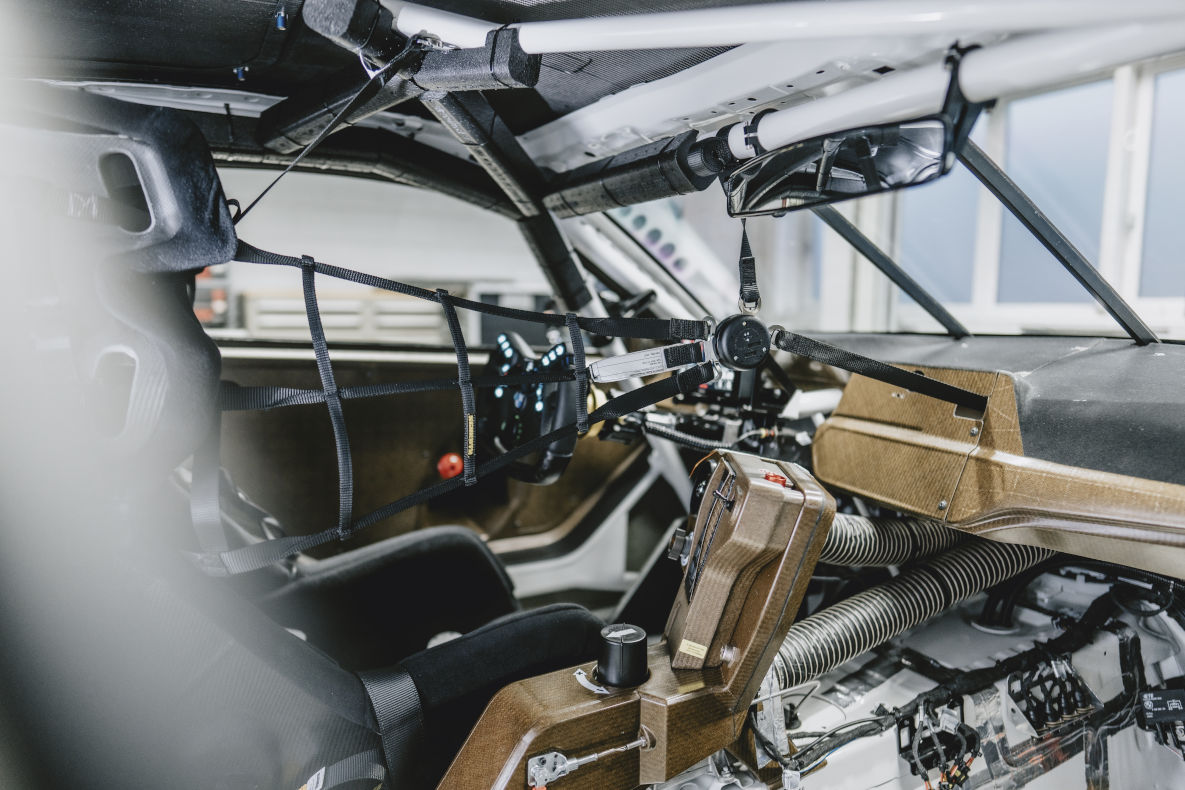 BMW M4 GT4 mit Naturfaser-Komponenten von Bcomp.