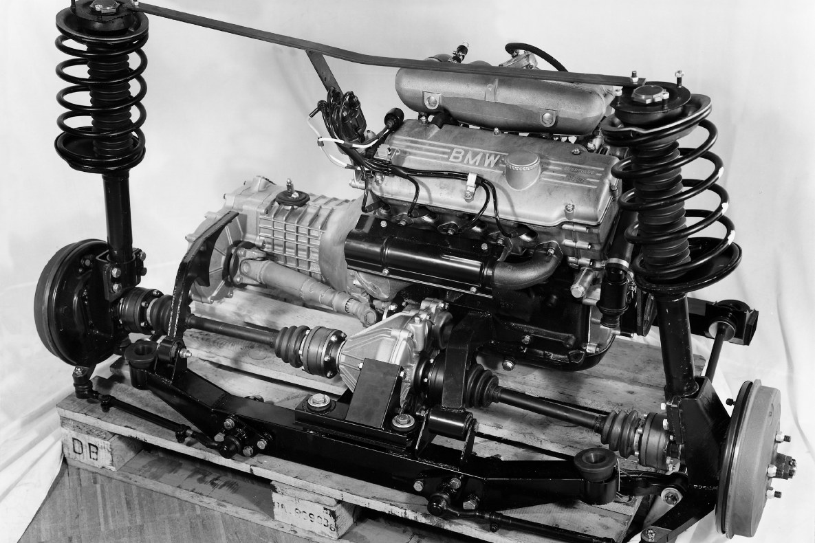 BMW Turbo Hinterachse und Motor