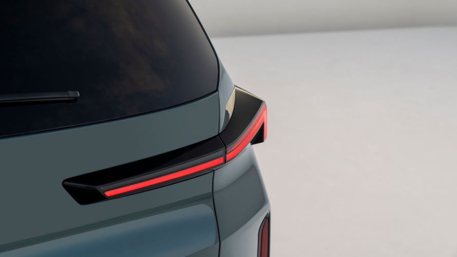 Detail: BMW XM rear light.