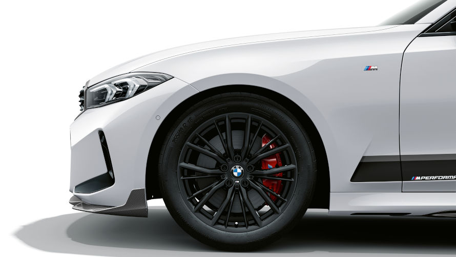 18-inch M Performance light alloy wheel Double-spoke 796 M Jet Black matt for BMW 3 Series.