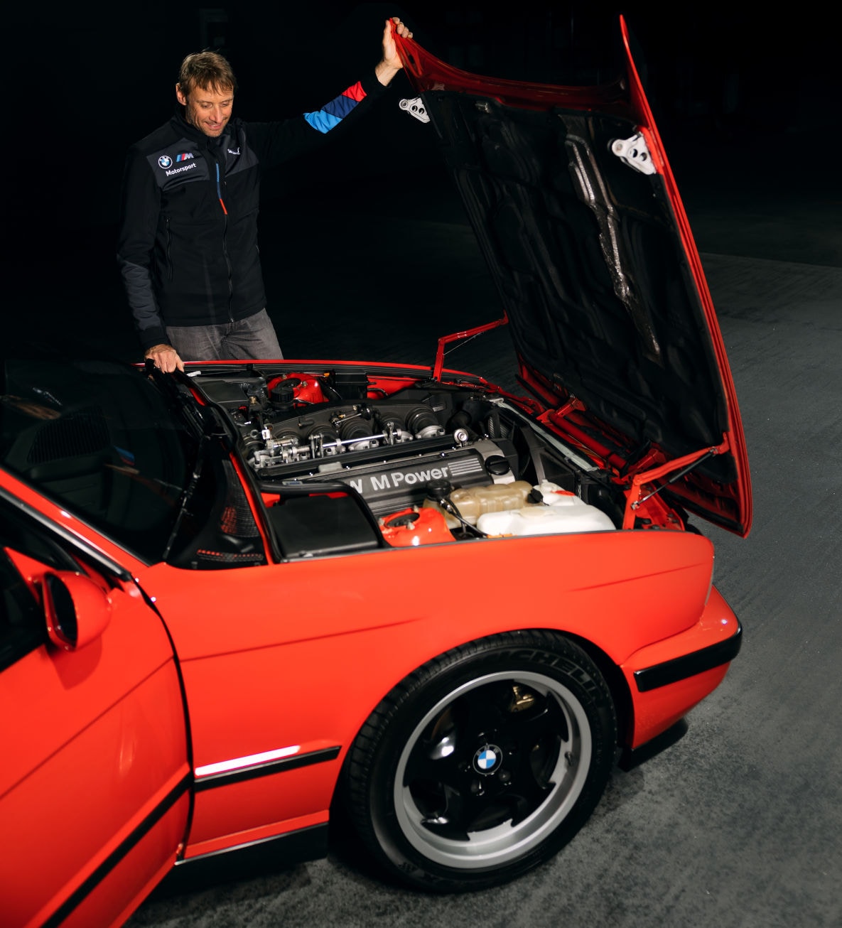 Jörg Weidinger und sein BMW M5 E34 "20 Jahre BMW Motorsport". Der Reihen-6-Zylinder leistet 340 PS.