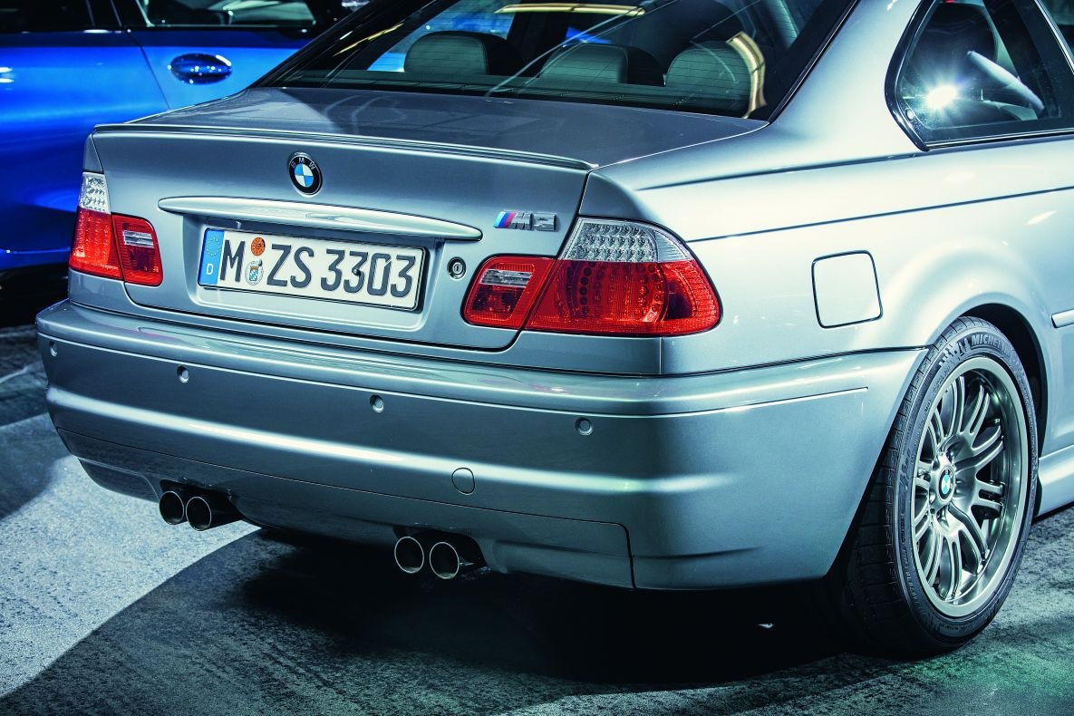 BMW M3 E46 Heck mit vier Endrohren